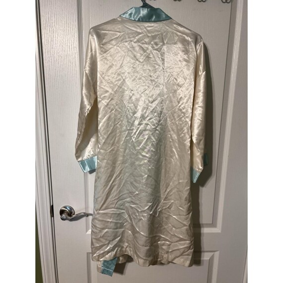 Vintage Tara Satin Silk Blue and Cream Colored With Embroidered
