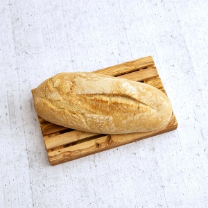 Handmade RUSTIC Bread Cutting Board in Olive Wood made in italy, family gift, perfect gift image 2