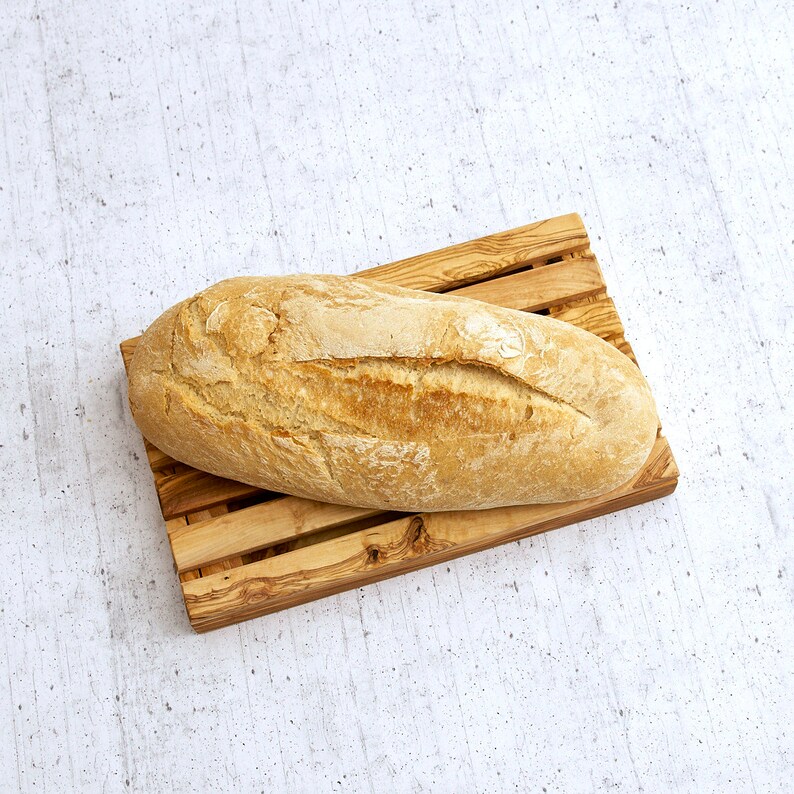 Handmade RUSTIC Bread Cutting Board in Olive Wood made in italy, family gift, perfect gift image 2