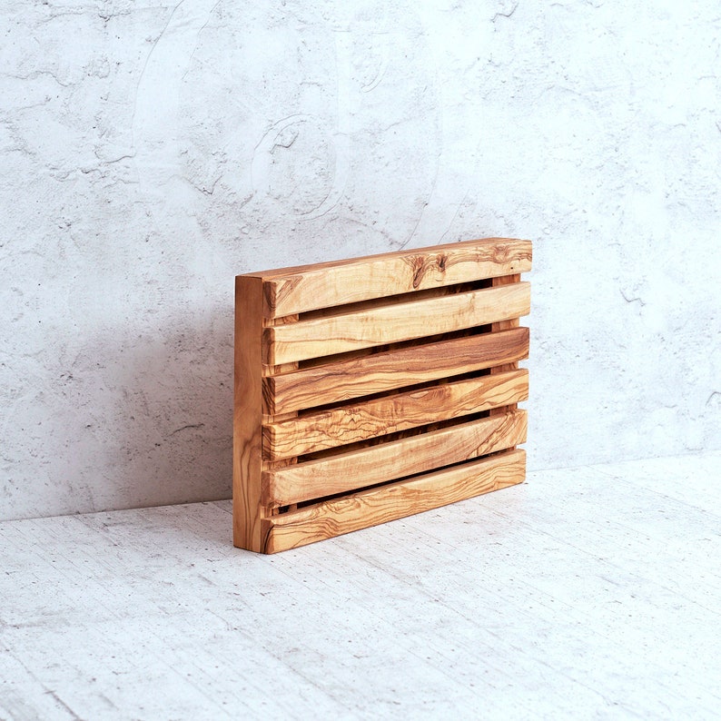 Handmade RUSTIC Bread Cutting Board in Olive Wood made in italy, family gift, perfect gift image 3