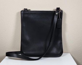Vintage Small Coach Black Leather Crossbody Bag Pocketbook Handbag
