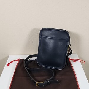 vintage coach old court bag 2way navy Vintage Navy Coach Handbag -