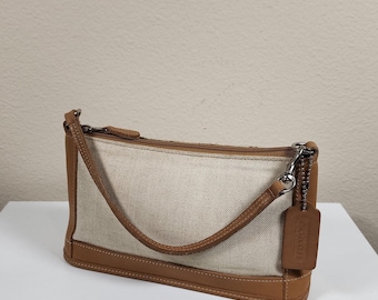 Vintage Coach Wristlets/ Pouch / Wallet Set of 2 - Etsy