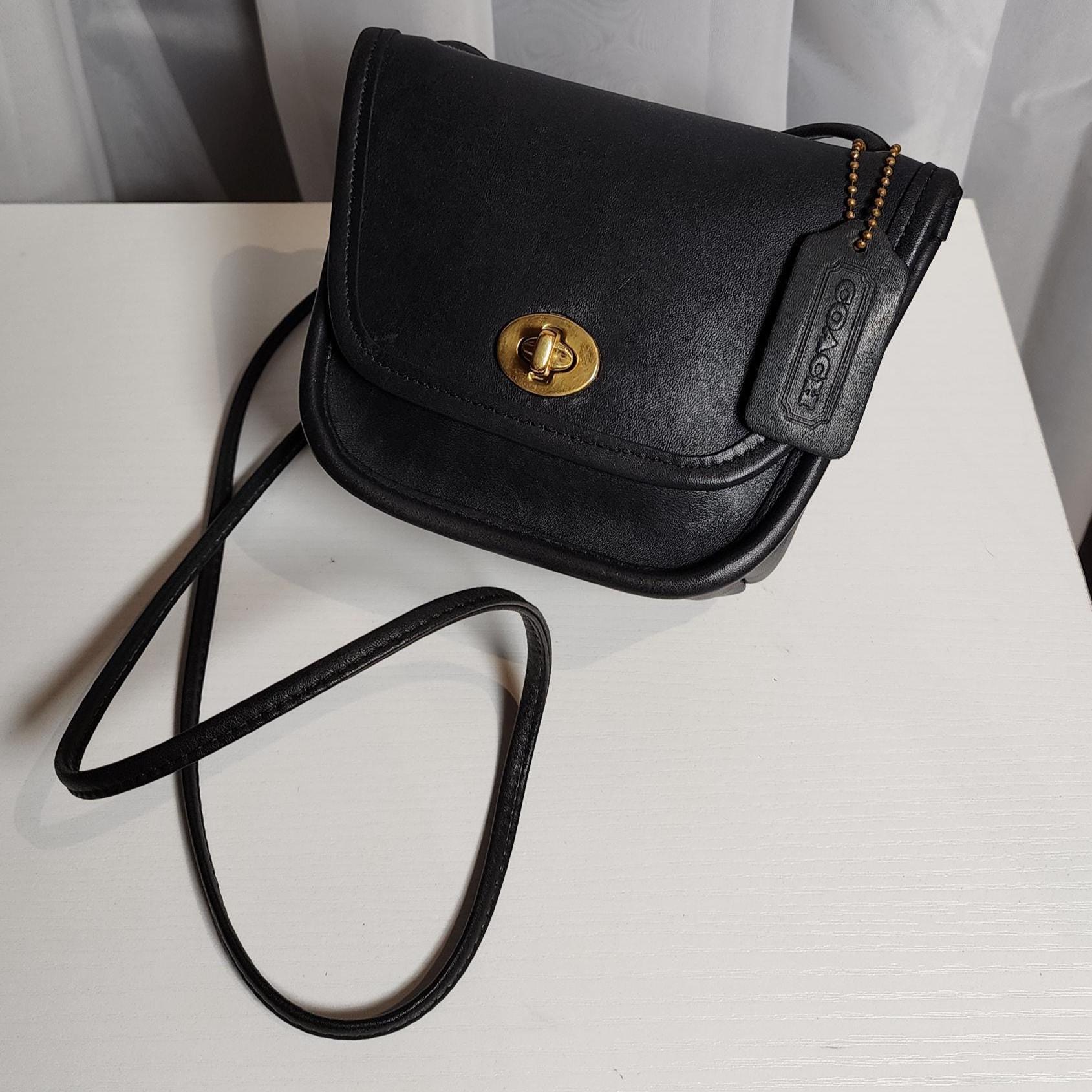 バッグ Vintage Coach Everett Bag navy Leather Vintage Coach Navy Everett Bag #9934 - Etsy