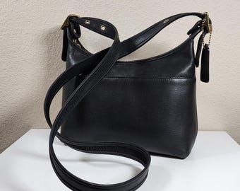 COACH Vintage 9033 Ergo Zip Shoulder Bag Black Full-grain Leather