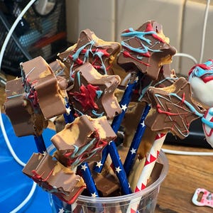 Fourth of July cake pops