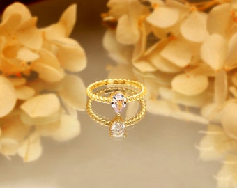 Oval Ring, CZ Ring, Promise Ring, Wedding Ring, Engagement Ring, Anniversary Ring, Diamond Ring, Cubic Zirconia Ring Gold Ring, Gift for Her