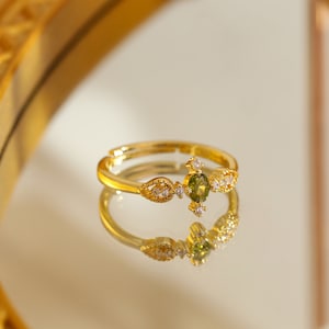 Anello con carta Olivina, anello di fidanzamento con diamante minimalista e squisito, gioielli da sposa da donna, anello regolabile da donna, regalo per la fidanzata