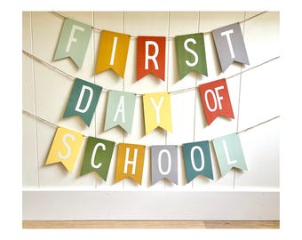 First and Last Day of School Wooden Hand-Painted Reusable Banner: Back to School Teacher Gift, Kids School Photo Prop