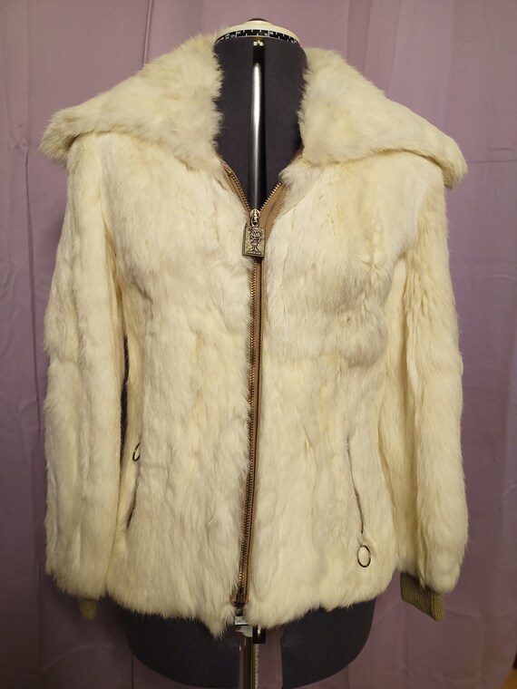 vintage city furs rabbit - Gem