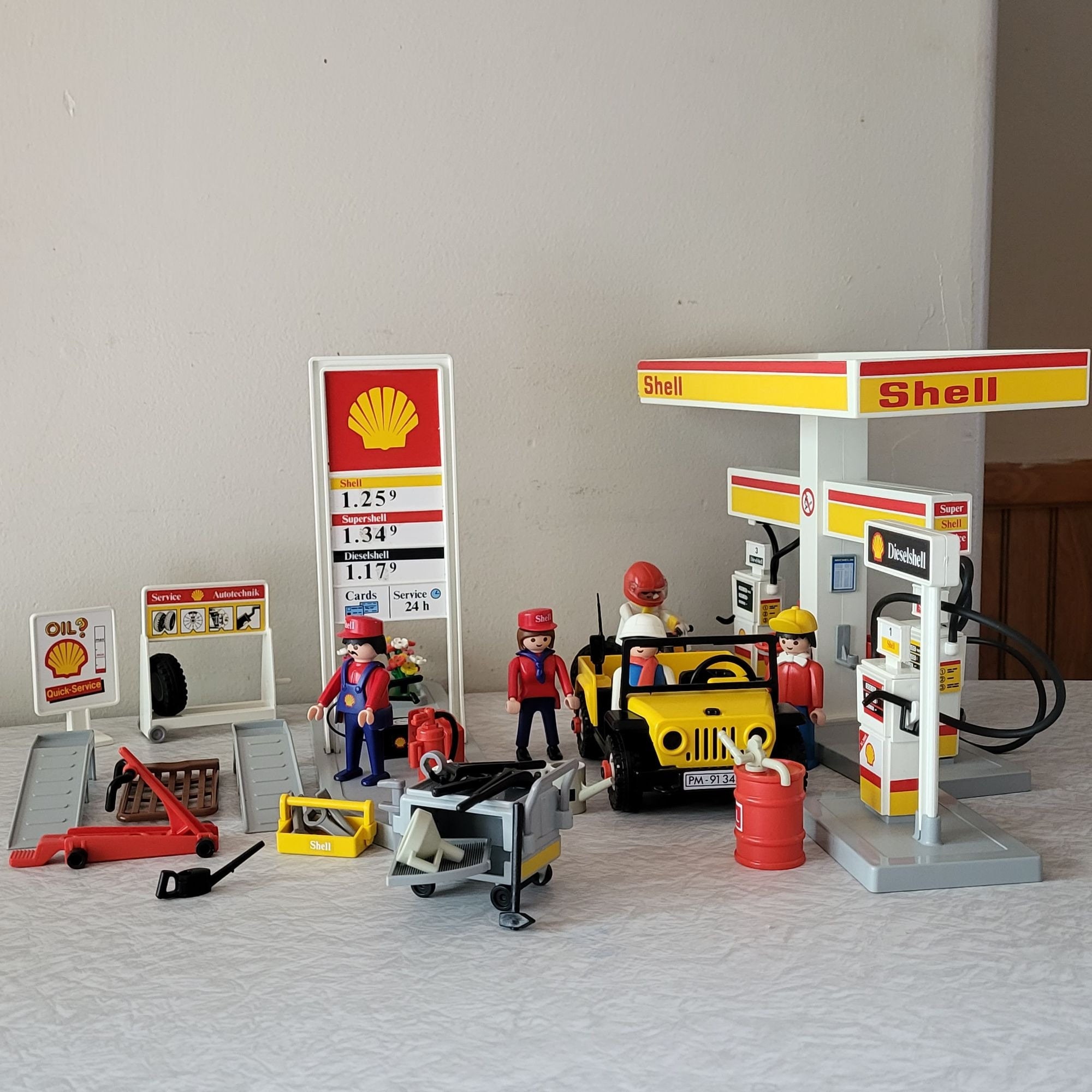 Vintage 3437 Gas Station Mechanic Auto - Etsy Finland