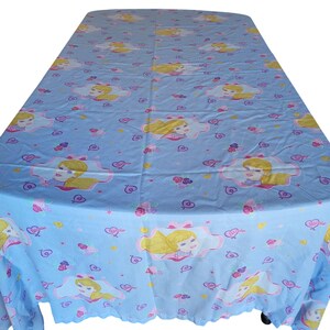 Vintage Barbie Twin Size Flat Bed Sheet Żywy projekt z kreskówek autorstwa Dana Rivera
