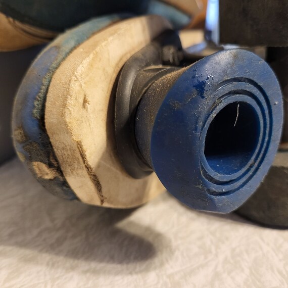 Great Rollerworks Tennis Shoe Roller Skates Blue Whit… Gem