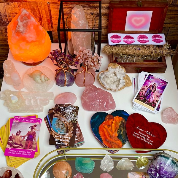 NEW same hour/day LOVE READING accurate full in-depth detail - any love question!! *spirit assistance* Tarot/ love oracle decks used!!