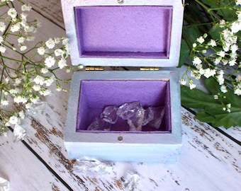 J Devlin Amethyst Engraved Glass Jewelry Box – Personalized Keepsake Trinket Box With Purple Stained Glass, Beveled Top - View #10