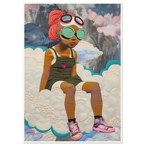 Puede incluir: Una obra de arte acolchada representa a una persona con cabello rosado y gafas, vistiendo un mono verde y zapatillas rosas, sentada en una nube. El fondo presenta nubes y mariposas en colores suaves, creando una escena caprichosa. El estilo general es artístico y detallado.