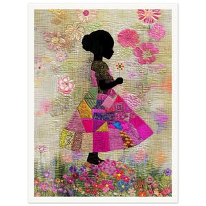Könnte beinhalten: Eine Silhouette eines Mädchens in einem bunten Patchworkkleid, das auf einem Blumenfeld steht. Das Mädchen hält eine einzelne Blume in der Hand. Der Hintergrund ist ein weicher, strukturierter Stoff mit einem Blumenmuster.
