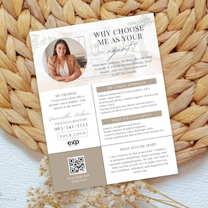 以下が含まれることがあります： 「WHY CHOOSE ME AS YOUR agent?」という見出しの不動産業者のチラシには、笑顔の女性の写真が掲載されています。 チラシには連絡先、QRコード、エージェントのサービスに関する情報が含まれています。