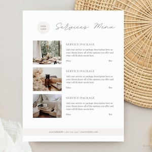 Può includere: Un menu di servizi minimalista su sfondo bianco con la scritta "Services Menu" in elegante corsivo. Il menu include tre sezioni per le descrizioni dei servizi e i prezzi, con una palette di colori neutri e un cestino di vimini sullo sfondo.