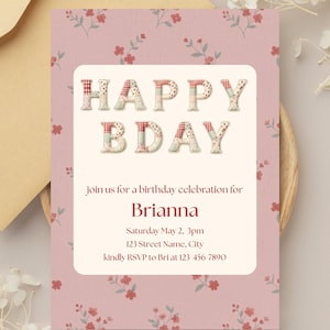 Puede incluir: Un juego de tres tazas de cerámica con un acabado moteado y mate. Las tazas son de color crema, gris claro y gris oscuro. Cada taza tiene un diseño simple y minimalista.