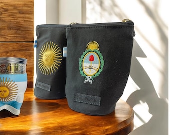 Handgemaakte Argentijnse Yerba Mate-tas: zwart canvas, leren sluiting
