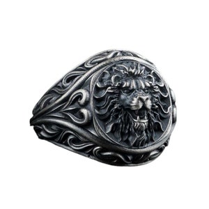 Oxidized Sterling Silver Lion Head Ring: Animal Jewelry