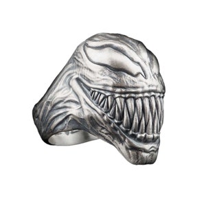 Venom Ring: Sterling Silver Gothic Snake Jewelry