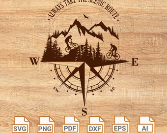 Könnte beinhalten: Ein Kompass mit einer Bergkette und zwei Radfahrern in Silhouette. Der Kompass zeigt nach Norden, Süden, Osten und Westen. Der Text "ALWAYS TAKE THE SCENIC ROUTE" ist um den Kompass herum geschrieben.