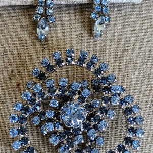 Sparkling Continental brooch and earring set