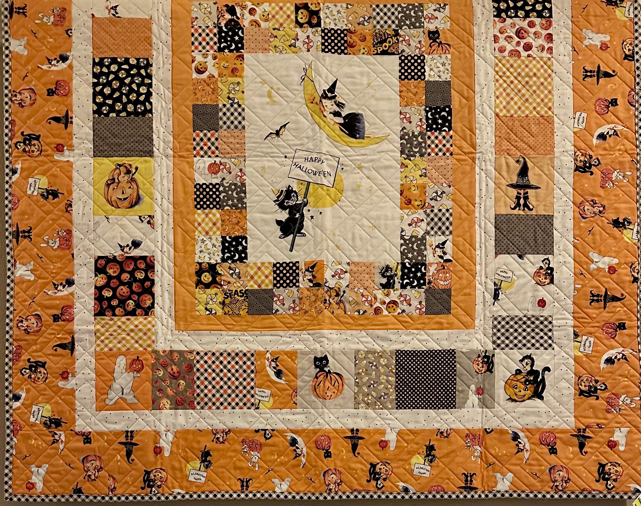 HALLOWEEN Quilt: Kids Throw Blanket, Cotton Patchwork ~ Throw/Lap size