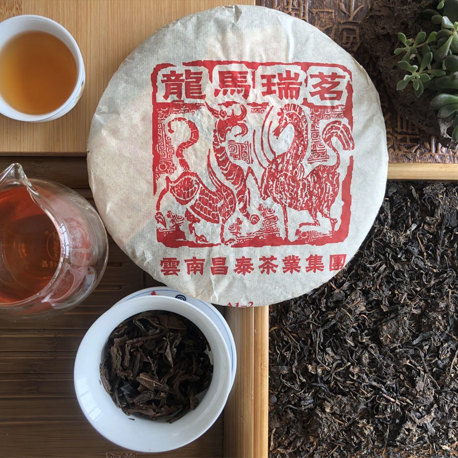 Dragon Horse Raw Sheng Puer — 龍馬生普洱 — Long ma 2006 — 400 grammes