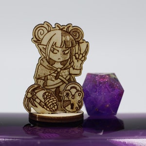Changeling Rogue miniature | Standee | Dungeons and Dragons | Pathfinder | TTRPG | figure | tabletop RPG | DnD | Flat Mini | Dungeon Master
