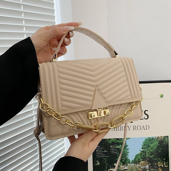 Leuke beige gouden geketende avond handtas - gouden ketting tote tas - beige messenger tas - beige schoudertas - avond uit beige handtas