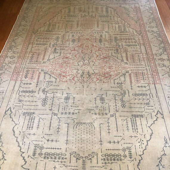 大型トルコ製ヴィンテージラグ 6x9：ピンクの花柄ウールカーペット