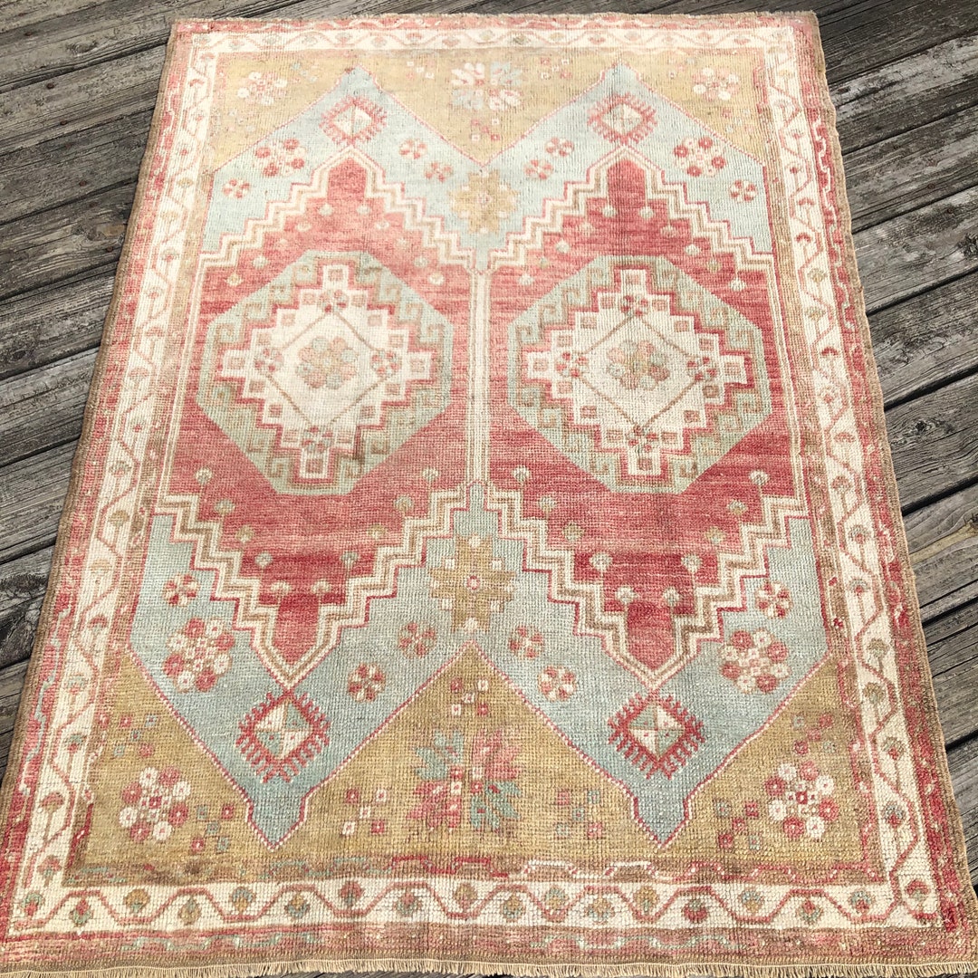 Unique Vintage Rug | Small Hand Knotted Vintage Rug | Turkish Wool Rug ...