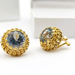 Vintage Earrings, Blue Topaz Earrings, 18 carats Gold Earrings, Yellow Gold Earrings, Earrings with blue stone, Birthstone,