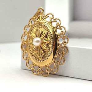 Vintage 18k SOLID GOLD Pendant with Cultured Pearls - Napoleon III Style - Perfect Gift - Gold Medallion - Free Shipping