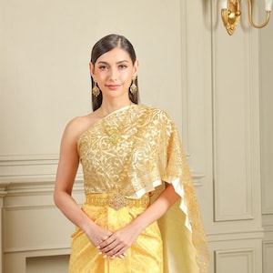 Gold Traditional Thai Dress. Sabai & Sinh Outfit Set. High-Quality Traditional Thai Clothing from Thailand.