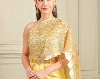 Gold Traditional Thai Dress. Sabai & Sinh Outfit Set. High-quality  Traditional Thai Clothing From Thailand. - Etsy Hong Kong