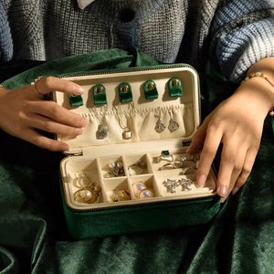 Portagioielli da viaggio in velluto personalizzato, portagioielli personalizzato per donna, regalo di anniversario, portagioielli, regalo per la mamma, regalo per lei