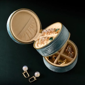 Portagioie da viaggio in velluto, portagioie personalizzato, regalo per proposta di damigella d'onore, regali per il suo compleanno, regalo di anniversario per le donne