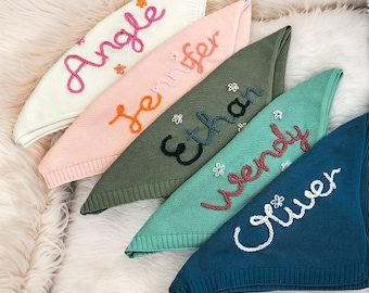 Personalized Hand Embroidered Baby Blanket,Newborn Name Swaddle,Custom Knit Blanket for Baby,Stroller Blanket,Baby Shower Gift,Newborn Gift