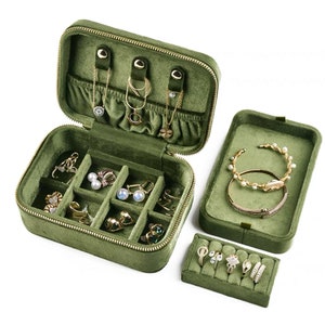 Personalized Velvet Jewelry Box,Custom Travel Jewelry Case,Jewelry Organizer,Velvet Storage Case,Anniversary Gift for Women,Birthday Gifts image 7