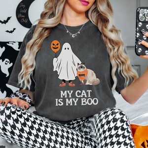 Ragdoll cat & ghost Halloween tshirt, Ragdoll cat shirt, Ragdoll cat Halloween, Ragdoll cat, cat themed gifts, custom cat gift, ghost cat
