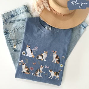 Calico Cottage Core T Shirt, Calico Cat, Calico Cat shirt,  Calico cat shirt, Calico cat gift, Calico cat mom, Calico cat lover, Calico