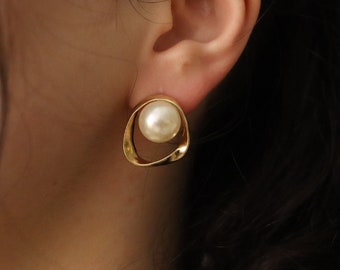 Gold & Silver Pearl Drop Earrings, Bridesmaid Gifts For Her, Pearl Jewelry, Anniversary Gift, Christmas Earrings