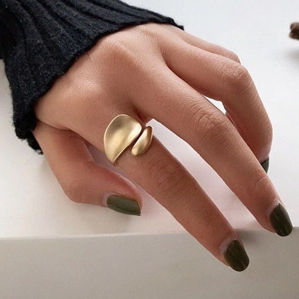 Trendy Geometric Ring,High Quality Abstract Modern Ring,Large Thick Gold Adjustable Ring,Gift for Her,Bride,Wife,Stackable Ring for Women,