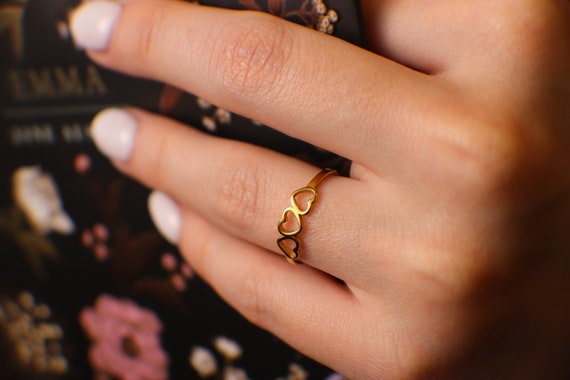 Couple ring deals heart design