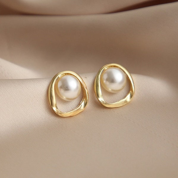 Pearl Drop Earrings,Geometric Pearl Earrings,Vintage Style Earrings ,Pearl Jewelry,Bridesmaid Gifts For Her,Anniversary Gift,Christmas Gift