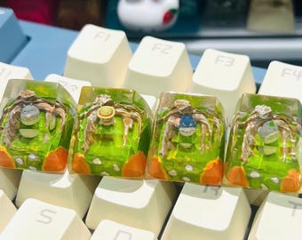 To.to.ro Resin Keycap: Anime Artisan Mechanical Keycap